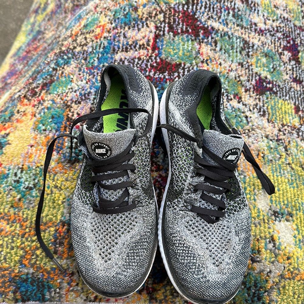 Nike flyknit running shoes.